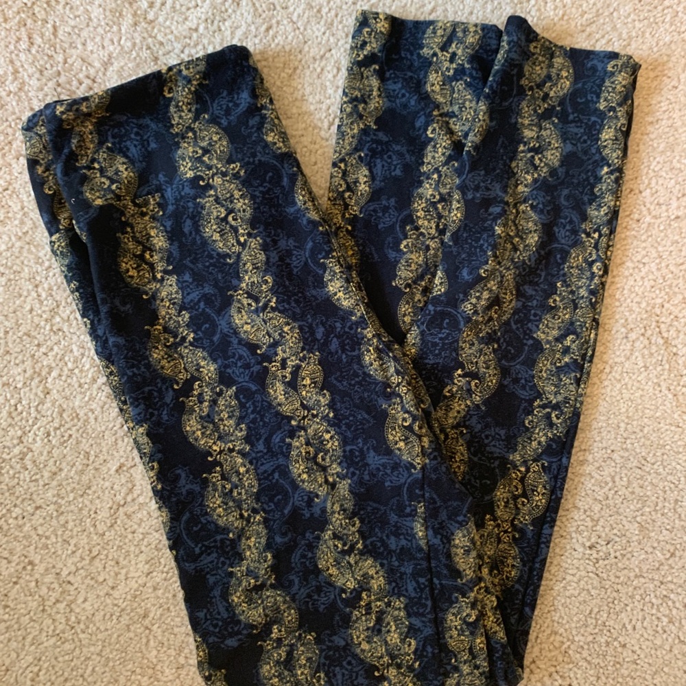 Lula roe leggings